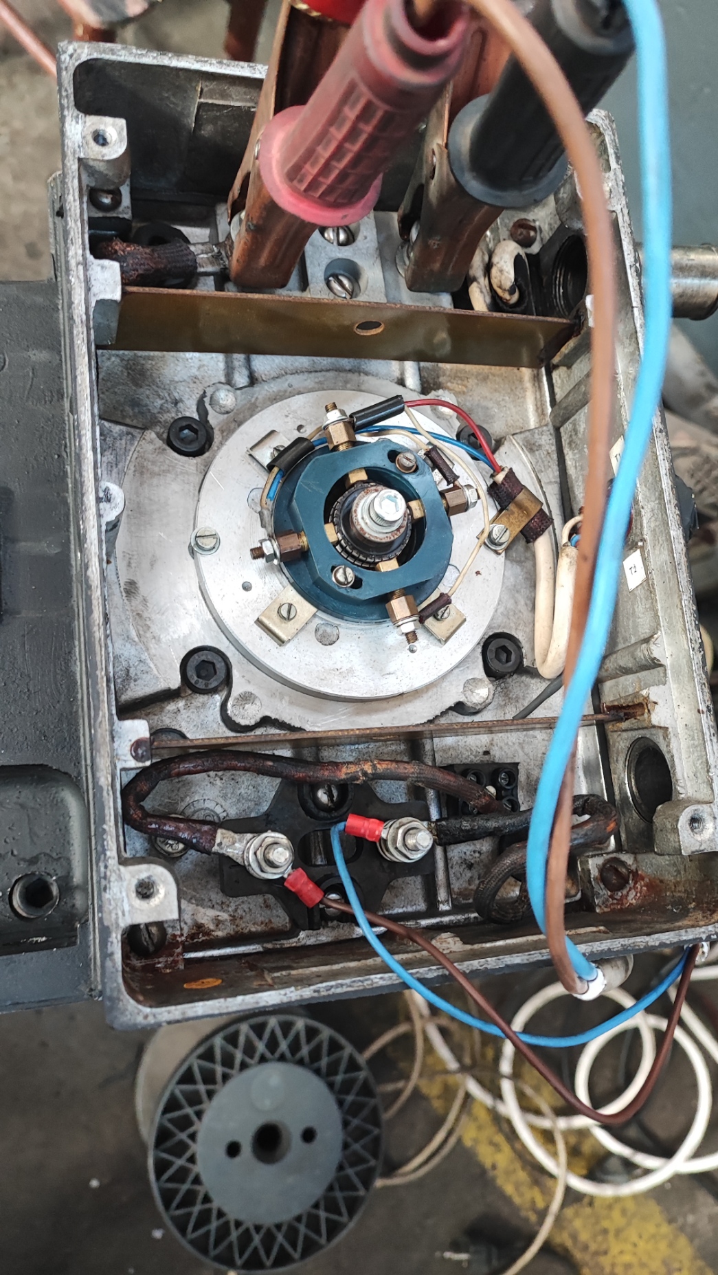 Двигател главно задвижване MP132SA 5.5kW Двигател главно задвижване MP132SA 5.5kW